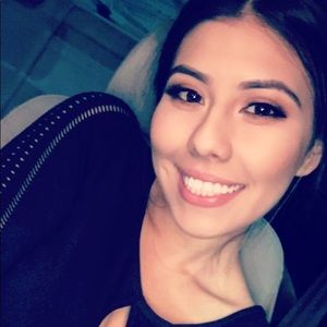 Meet your Posher, Edith